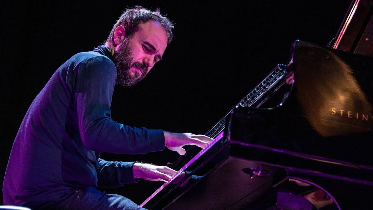 Moisés P. Sánchez Duo